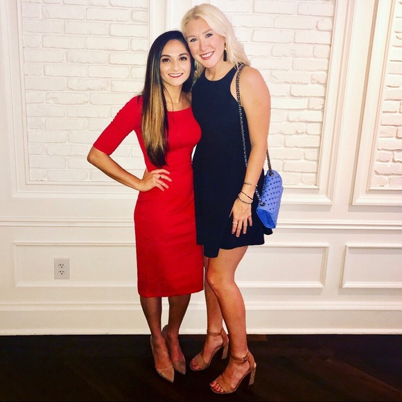 Meet the Posher, Christina! - Picture 2 of 7